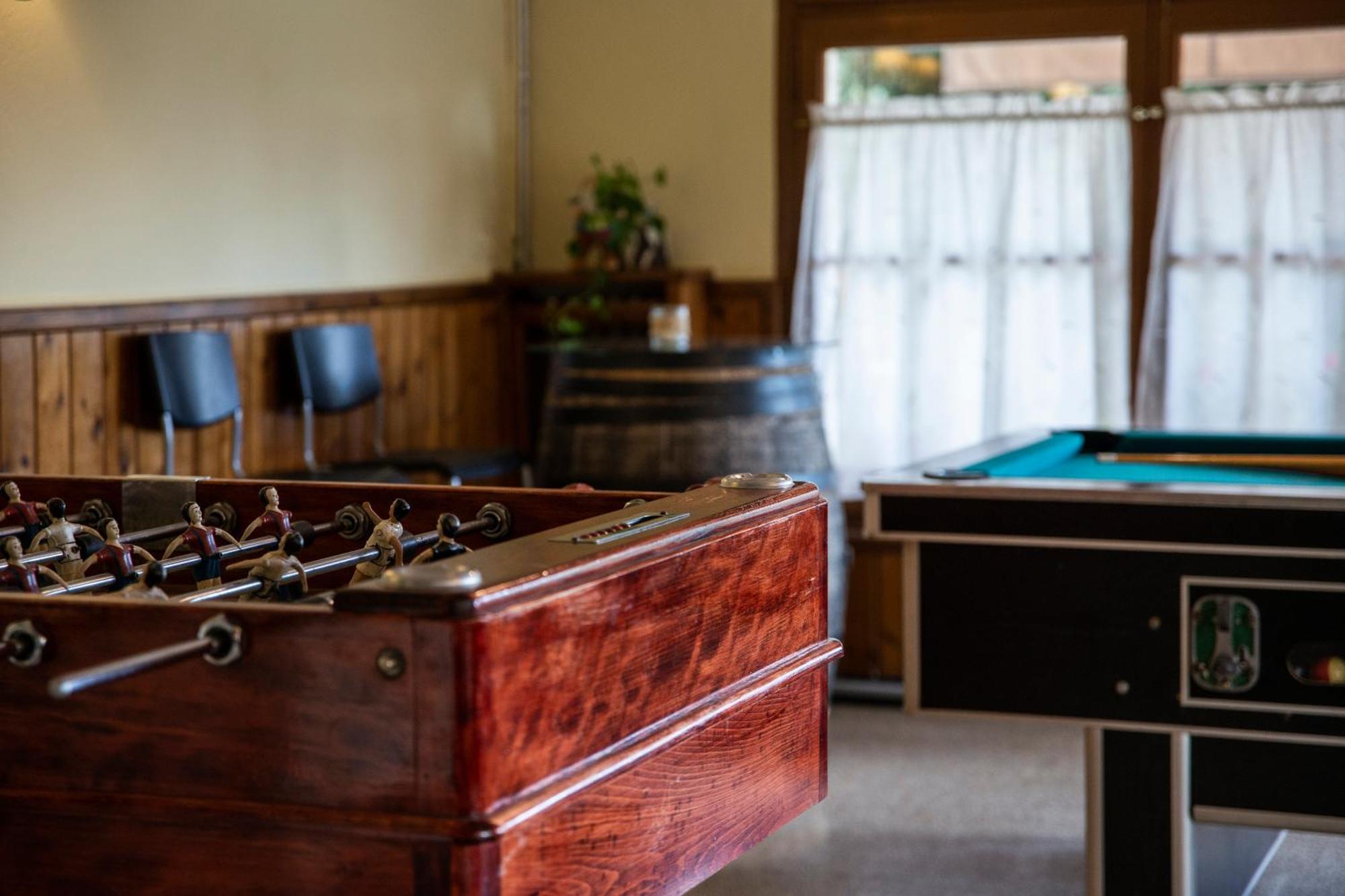 Hostal Montserrat 몬트세니 외부 사진