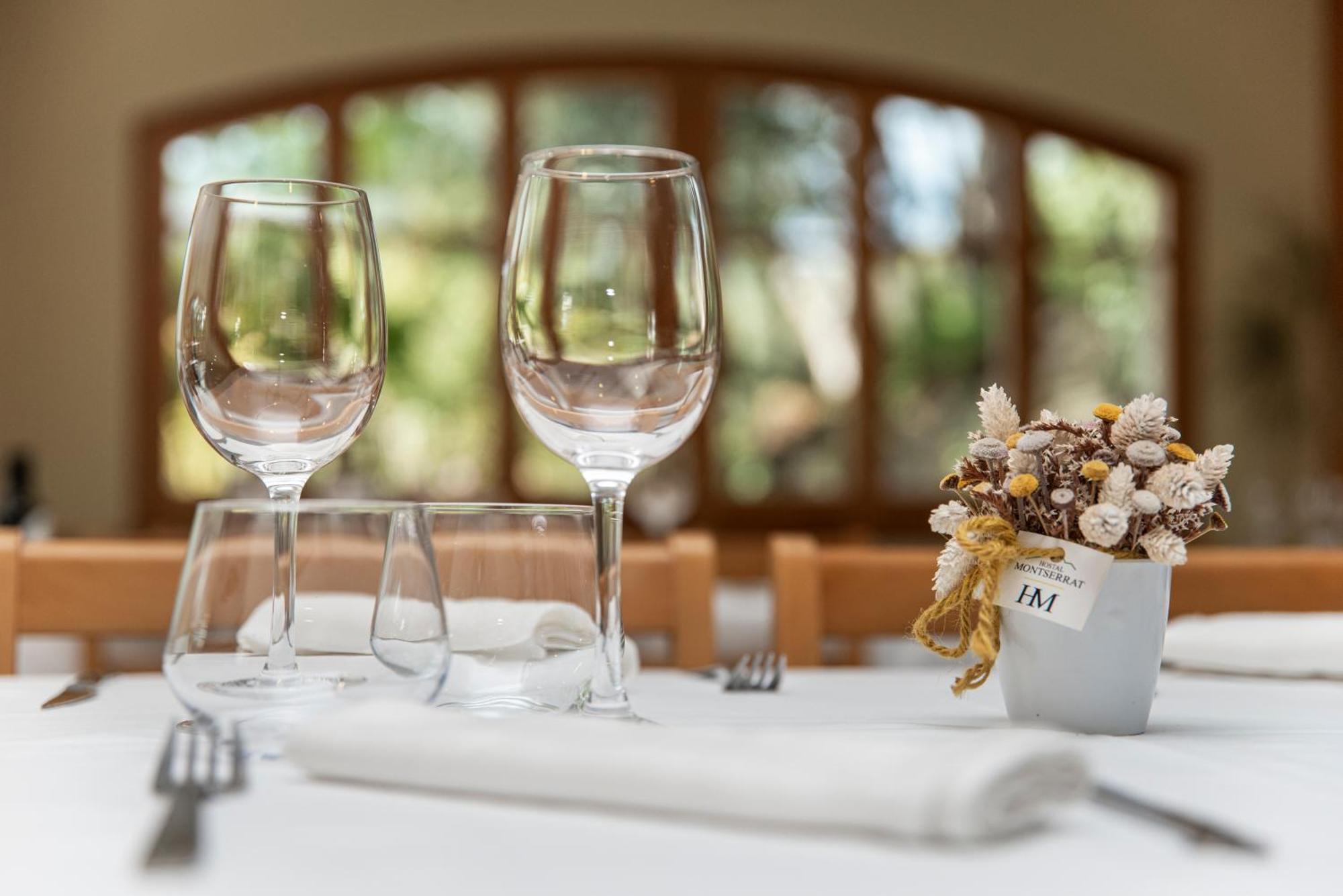 Hostal Montserrat 몬트세니 외부 사진