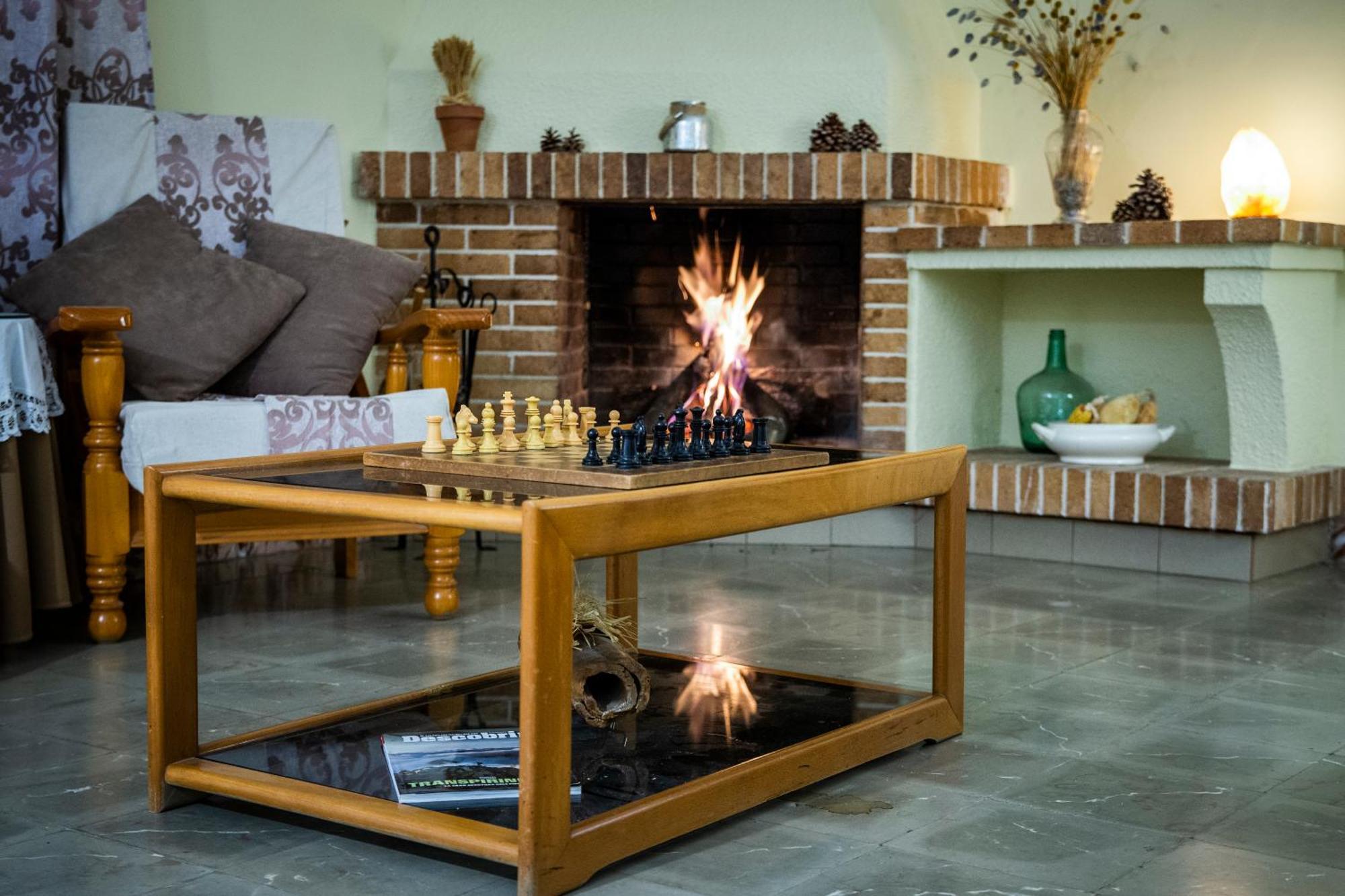 Hostal Montserrat 몬트세니 외부 사진