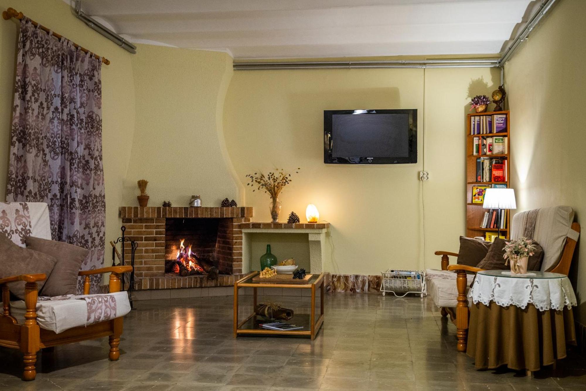 Hostal Montserrat 몬트세니 외부 사진