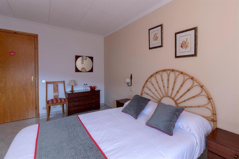 Hostal Montserrat 몬트세니 외부 사진