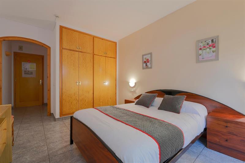 Hostal Montserrat 몬트세니 외부 사진